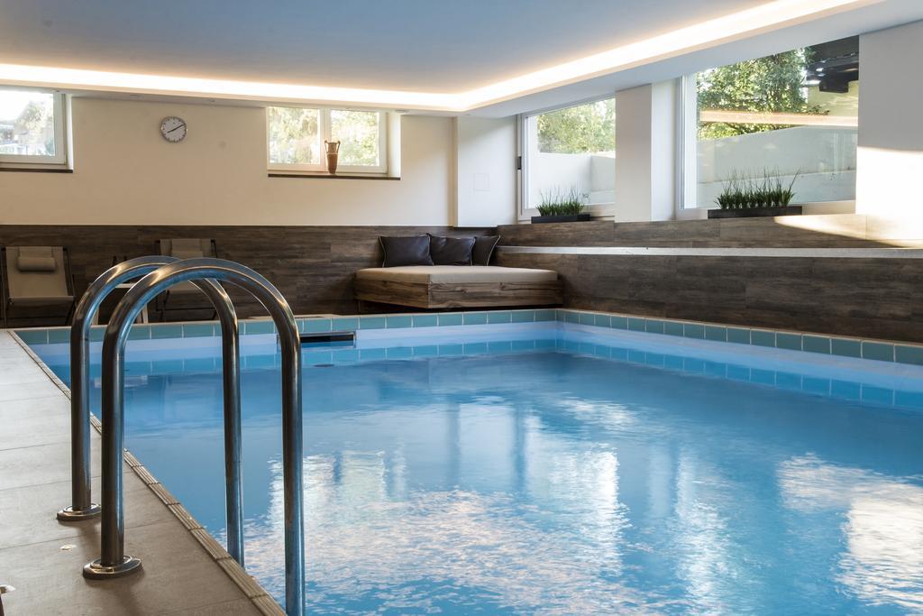 Hotel Garni Entstrasser Кіцбюель Екстер'єр фото